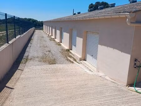 box  garage