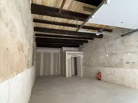 local  hangar pour artisan - stockage - garage - box