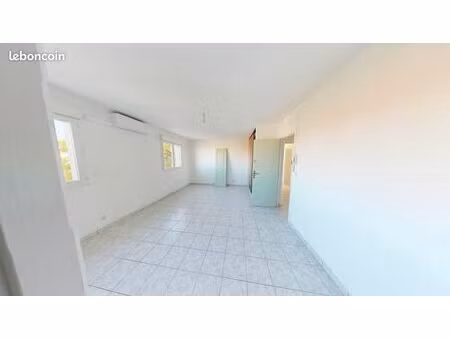 studio 1 pièce 25 m²