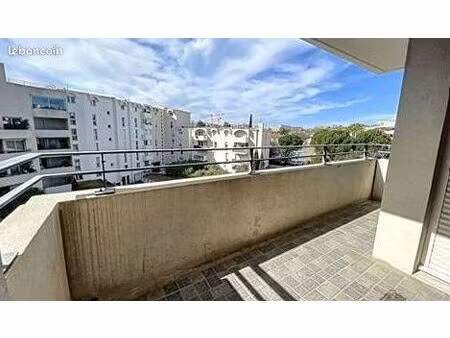 appartement t2 lumineux & meublé - lepic/halle tropisme