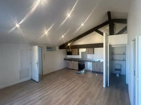 appartement t2 lumineux – garage + climatisation – quartier calme