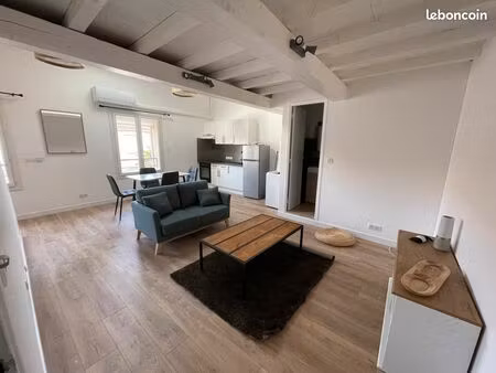 st gely du fesc : appartement duplex 43 m2 centre ville