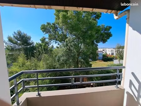 studio 1 pièce 22 m²