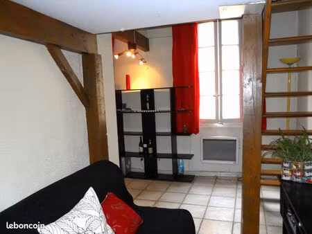 studio mezzanine meuble plein centre ville