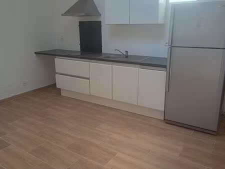 appartement t2 plaissan