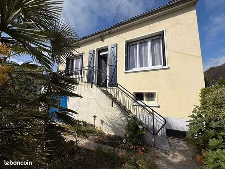 pavillon 4 pièces 80 m²