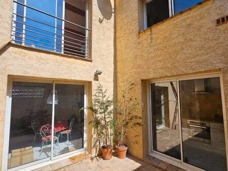 maison de village f2 +patio