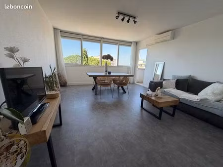 t3 avec cave et vue étang
