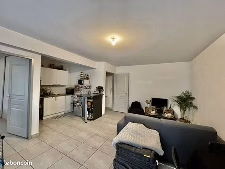 appartement 2 pièces 50 m²