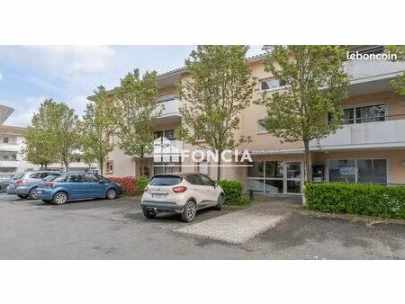 appartement t3 + parking. sur les hauteurs du lac de christus