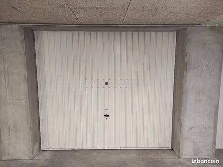 garage sécurisé 17 m2 en sous sol/ quartier aigle/ 16 rue charrel grenoble