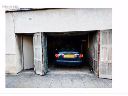 garage boulevard clemenceau 38100 grenoble - 90 euros