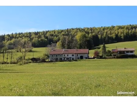 maison-240 m2-8 pieces
