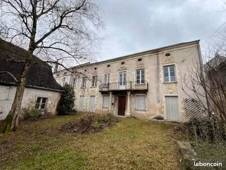 hotel particulier 6 pièces 214 m²