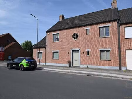 maison à louer à ingelmunster € 1.300 (lorjt) - saffier immo | zimmo