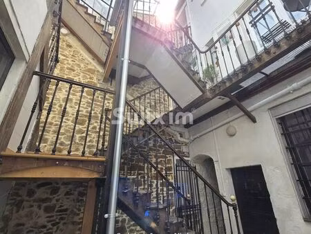 immeuble 9 pièces 313 m²