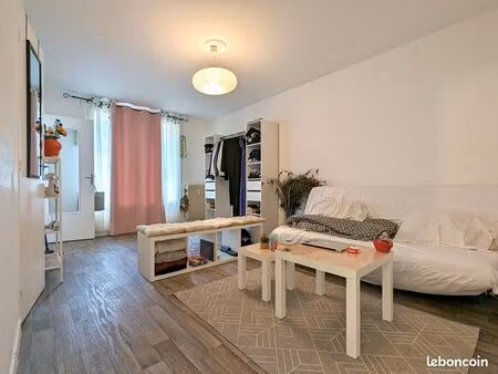 appartement 1 pièce 33 m²