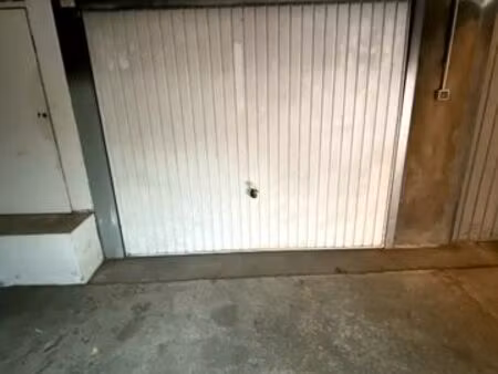 garage 