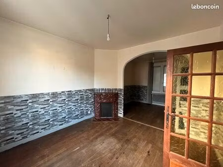 maison 3 pièces 80 m²