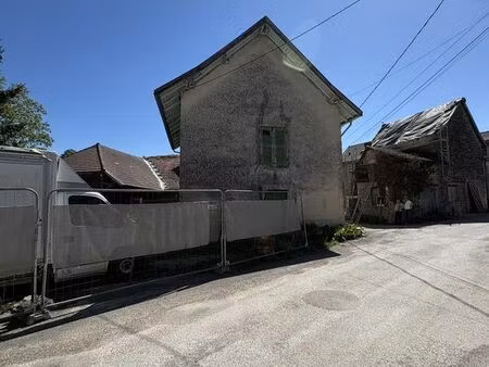 vente | maison avec dépendance | 4p | 3ch | 75.84 m² | parmilieu | jardin