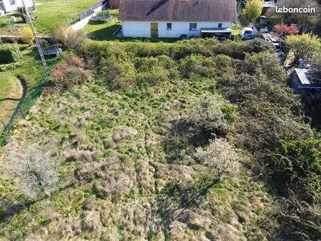 terrain 400 m² dolomieu