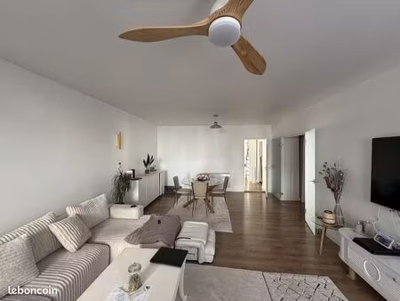 studio 3 pièces 93 m²