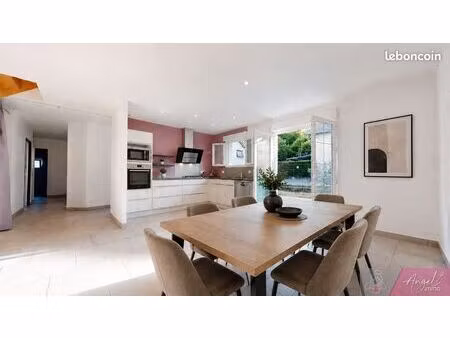 maison 5 pièces 127 m²