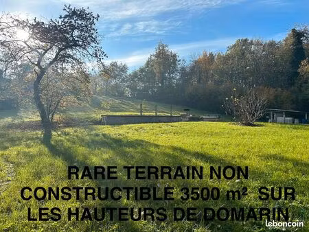 cède terrain-3500m² non constructibles sur les hauteurs de domarin