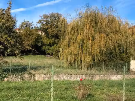 terrain 336 m² faramans