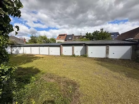 garage à louer à sint-amandsberg € 95 (lcxse) - cosy home | zimmo