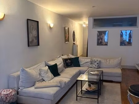 appartement f3. 65m2. centre ville