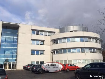 bureaux 100 m² carquefou