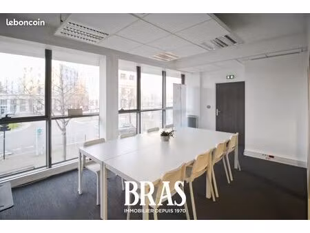 bureaux 188 m²