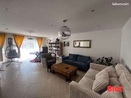 maison 6 pièces 153 m²