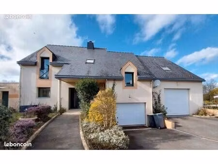 maison avec piscine intérieure