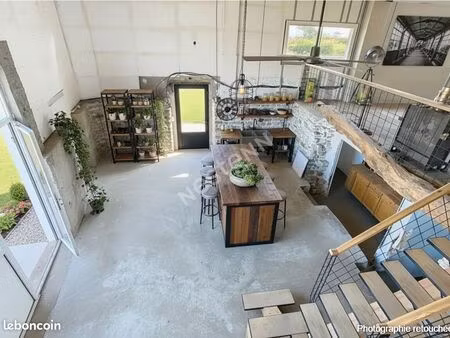 maison 6 pièces 166 m²