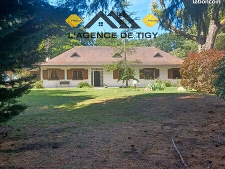 terrain 5 pièces 193 m²
