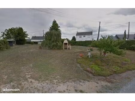 terrain 750 m² crossac
