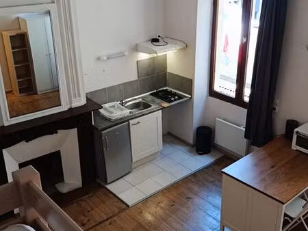 location studio 30 m2- secteur préfecture