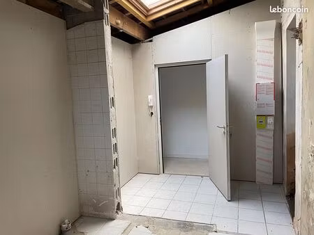 studio 2 pièces 22 m²
