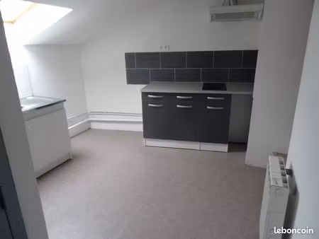 ideal etudiant t1 centre ville souillac