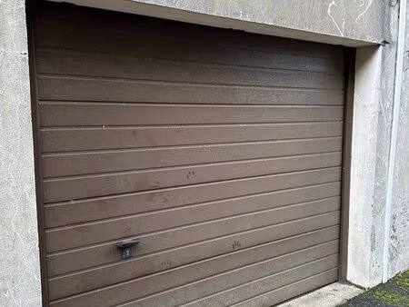 garage box fermé