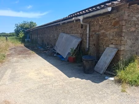 grange en pierre