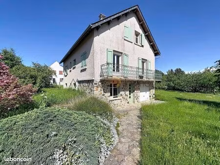 maison 7 pièces 147 m²