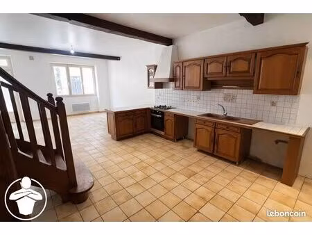 maison 5 pièces 121 m²