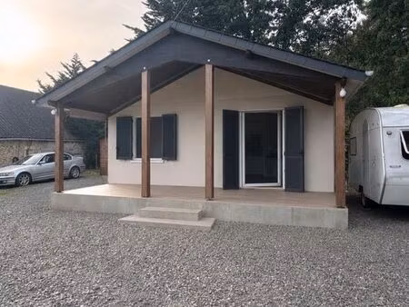terrain viabilisé 1400 m² avec chalet et dépendances