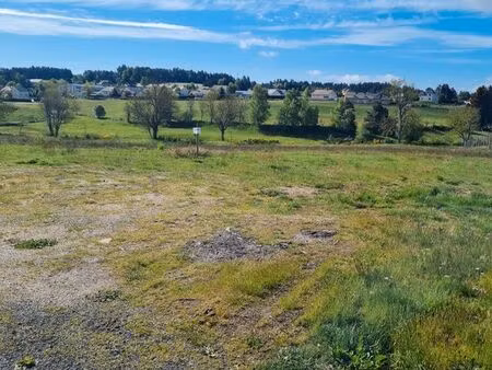 terrain constructible environ 1000m2  chambareilles