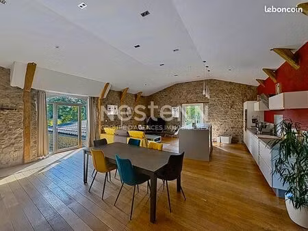 maison 6 pièces 199 m²