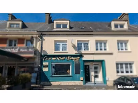 maison 8 pièces 146 m²