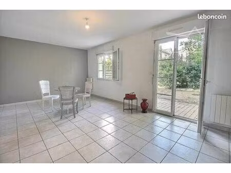 maison de ville 5 pièces 83 m²